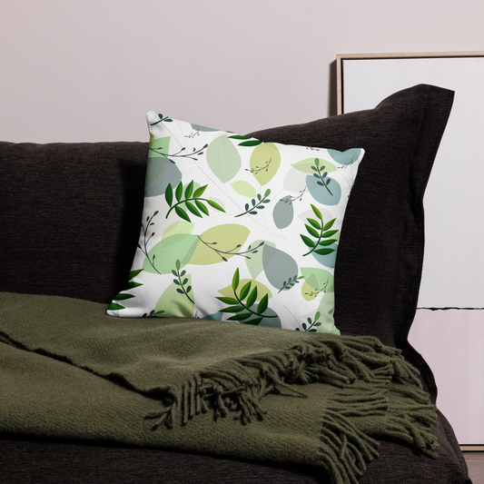 Premium pillow case with double-sided print featuring hand-drawn green leaves.
Kuddfodral i premiumkvalitet med tryck på båda sidor och handritade gröna blad. 45.7x45.7 cm
