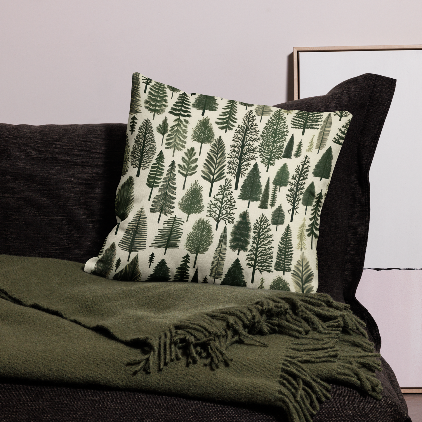 Premium pillow case with double-sided print featuring hand-drawn green spruces. 
Kuddfodral i premiumkvalitet med tryck på båda sidor och gröna handritade granar. 55.9x55.9 cm