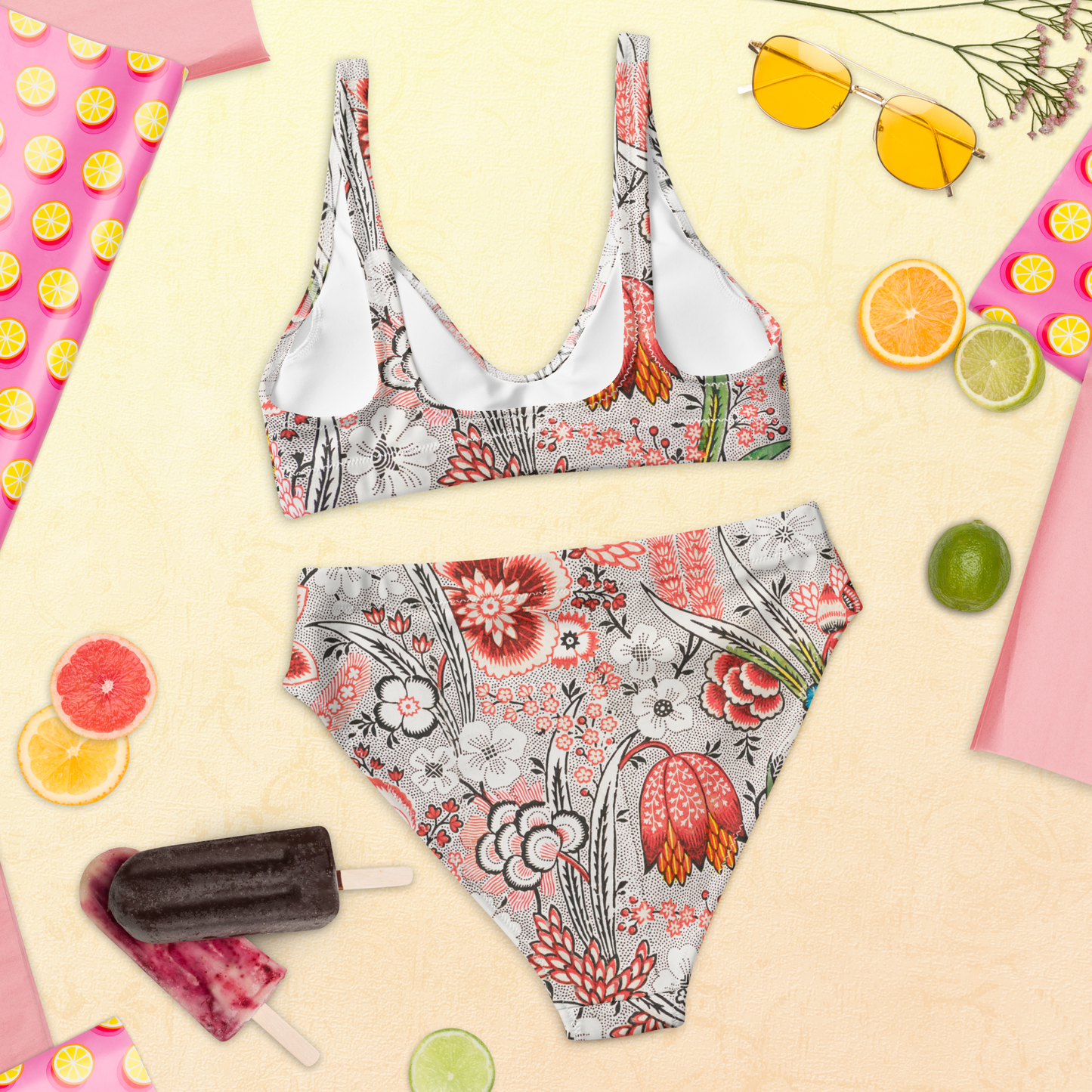 Återvunnen Högmidjad Bikini - Retroinspirerat Blommönster