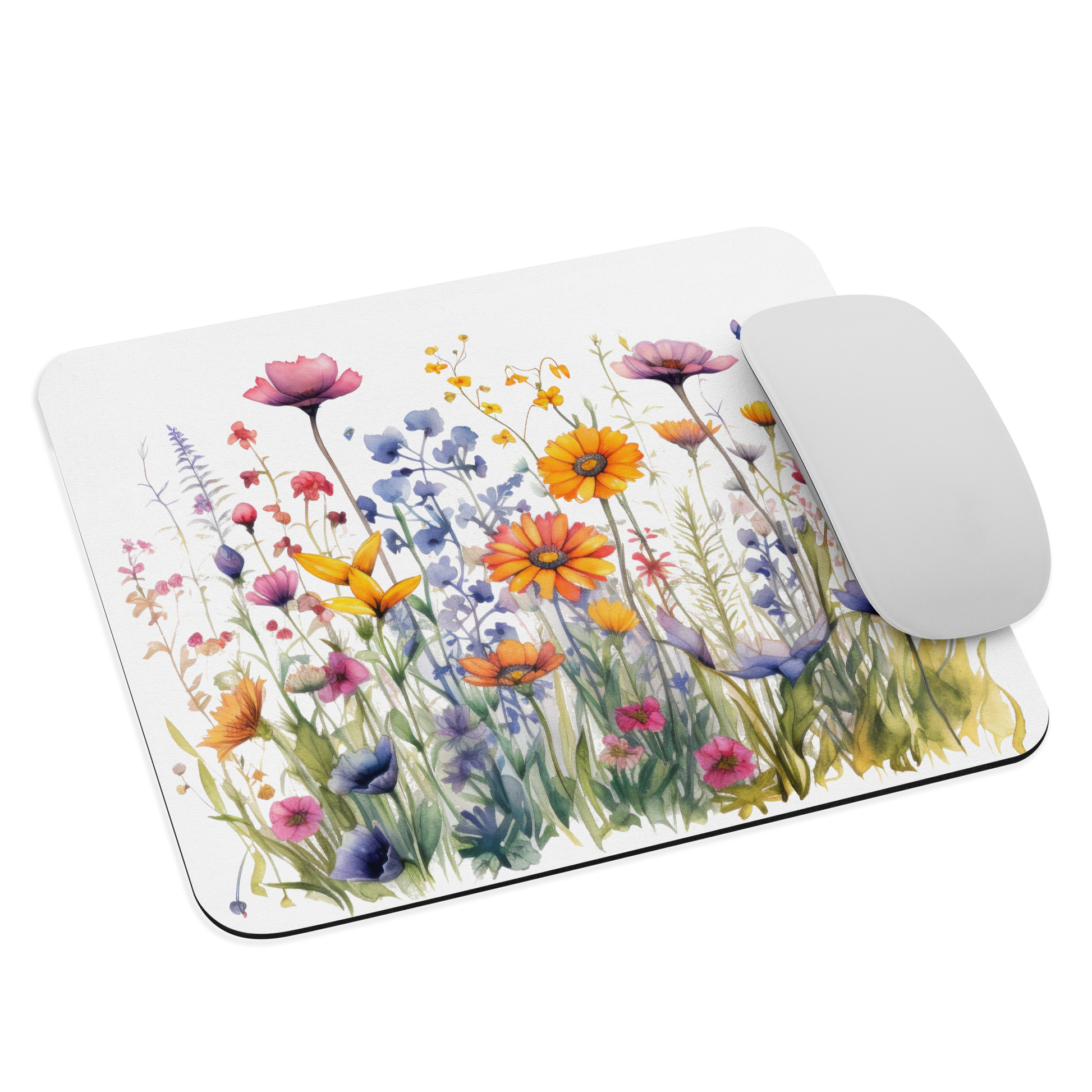 Musmatta med akvarellmotiv av vilda blommor i olika färger mot vit bakgrund.
Mouse pad featuring a watercolor design of colorful wildflowers on a white background.